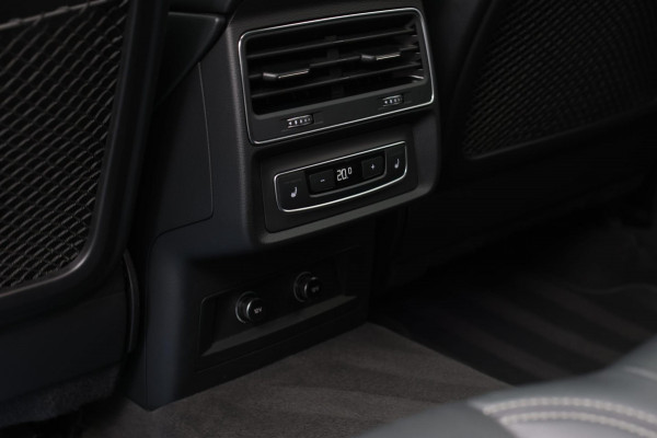 Audi Q8 60 TFSI e Quattro Competition *Pano*RS-Stoelen*B&O*Soft-Close*ABT*