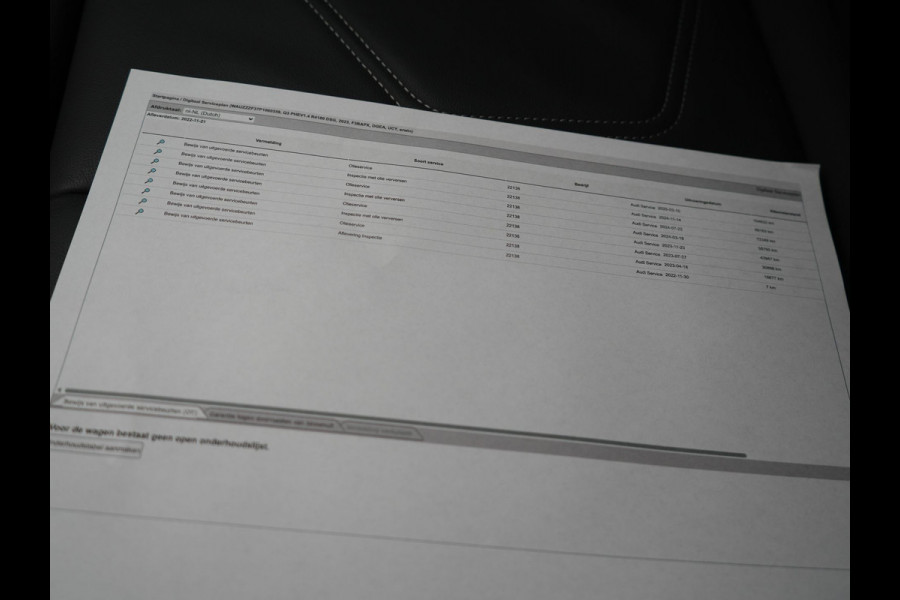 Audi Q3 45 TFSI e edition Plug In Hybrid 245pk Dealer O.H. PHEV | S Line Int. | Trekhaak Af Fabriek | Camera | Sfeerverlichting | Virtual Cockpit | Keyless | Blis | Navigatie | DAB |