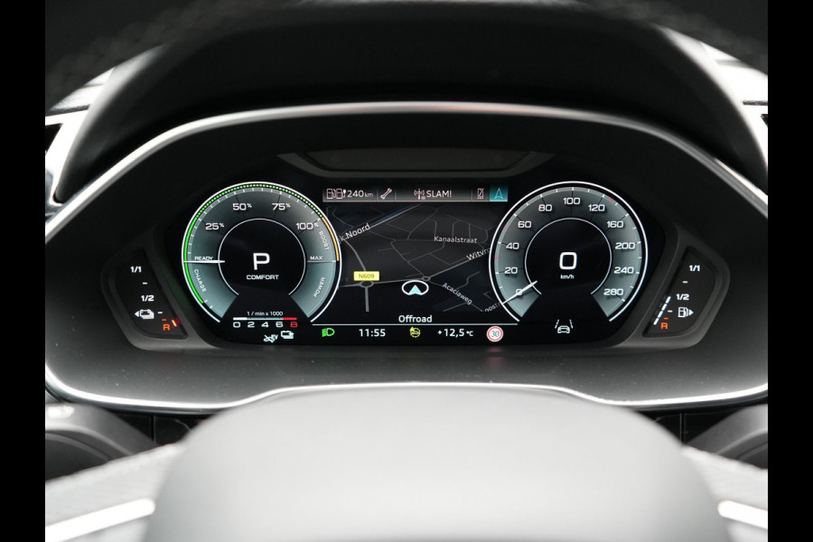 Audi Q3 45 TFSI e edition Plug In Hybrid 245pk Dealer O.H. PHEV | S Line Int. | Trekhaak Af Fabriek | Camera | Sfeerverlichting | Virtual Cockpit | Keyless | Blis | Navigatie | DAB |