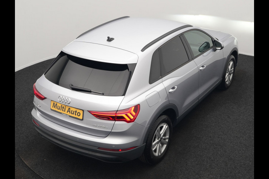 Audi Q3 45 TFSI e edition Plug In Hybrid 245pk Dealer O.H. PHEV | S Line Int. | Trekhaak Af Fabriek | Camera | Sfeerverlichting | Virtual Cockpit | Keyless | Blis | Navigatie | DAB |