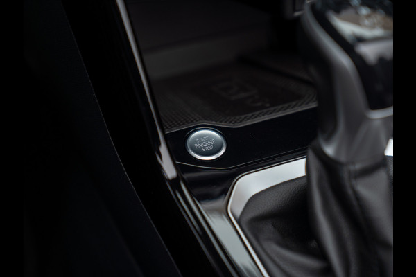 Volkswagen T-Roc Cabrio 1.5 TSI R-Line Edition | Adapt. cruise | Camera