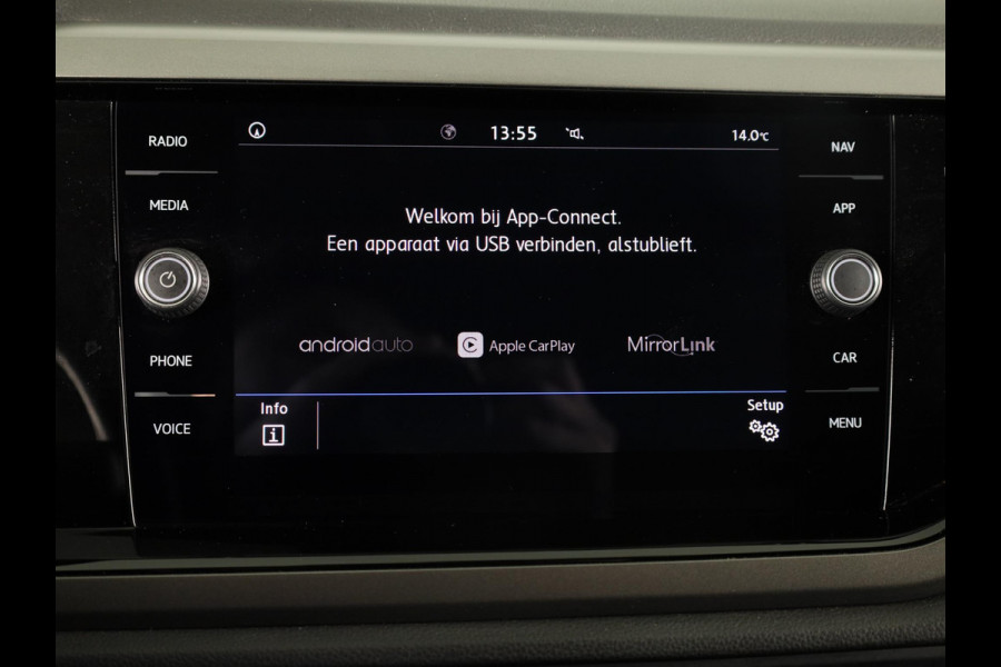 Volkswagen Polo 1.0 TSI Comfortline 95 pk | Navigatie | Parkeersensoren | LED koplampen | Adaptieve cruise control | Voll. digitaal instrumentenpaneel | Apple Carplay/Android Auto |