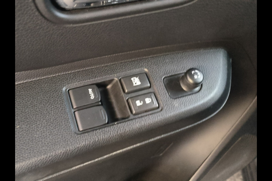 Suzuki Ignis 1.2 Smart Hybrid Comfort Rijklaar + 12 maanden Bovag-garantie Henk Jongen Auto's in Helmond,  al 50 jaar service zoals 't hoort!