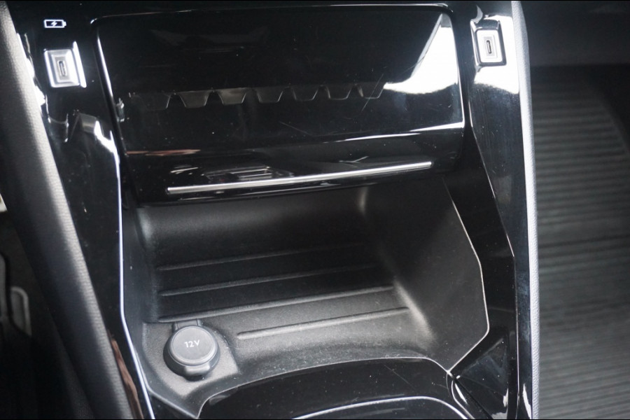 Peugeot 2008 1.2 Hybrid GT | 145PK | CAMERA | CARPLAY