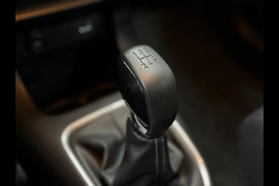 Citroën C3 1.2 PureTech Shine | Camera | Climate Control | Navigatie | Cruise Control | Carplay