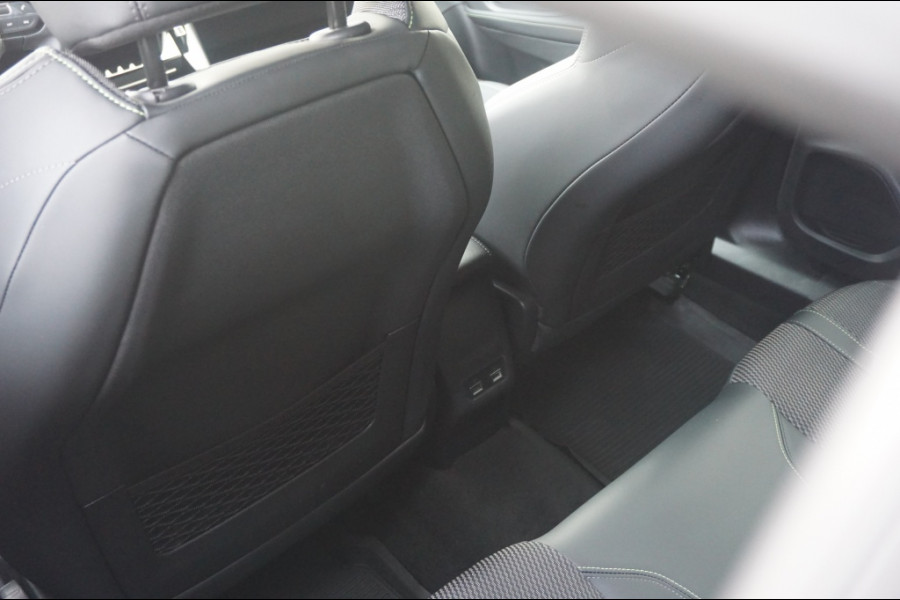 Peugeot 2008 1.2 Hybrid GT | 145PK | CAMERA | CARPLAY