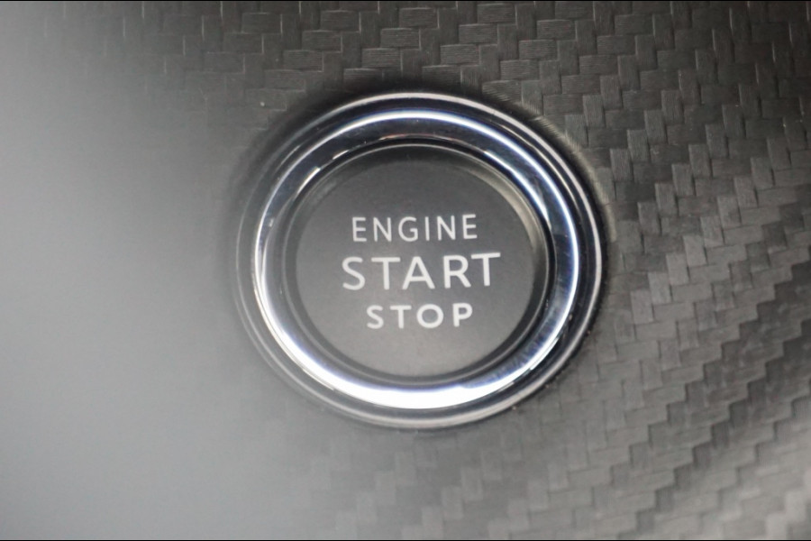 Peugeot 2008 1.2 Hybrid GT | 145PK | CAMERA | CARPLAY