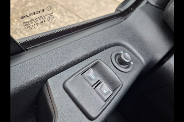 Renault Trafic T29 L2H1 59.900 Km Euro 6 Trekhaak, Camera, PDC, Imperiaal