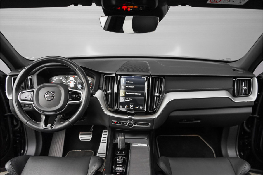 Volvo XC60 2.0 B5 Inscription R-Design Pano Trekhaak Harman/Kardon