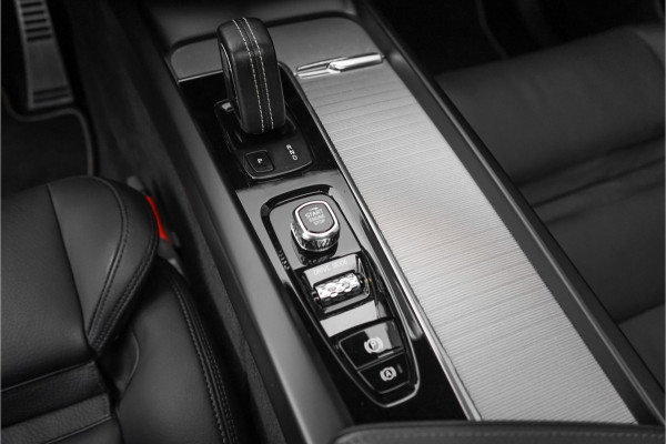 Volvo XC60 2.0 B5 Inscription R-Design Pano Trekhaak Harman/Kardon