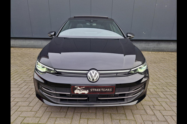Volkswagen Golf 1.5 eHybrid 50 Edition /Panoramadak /IQ drive /IQ Light