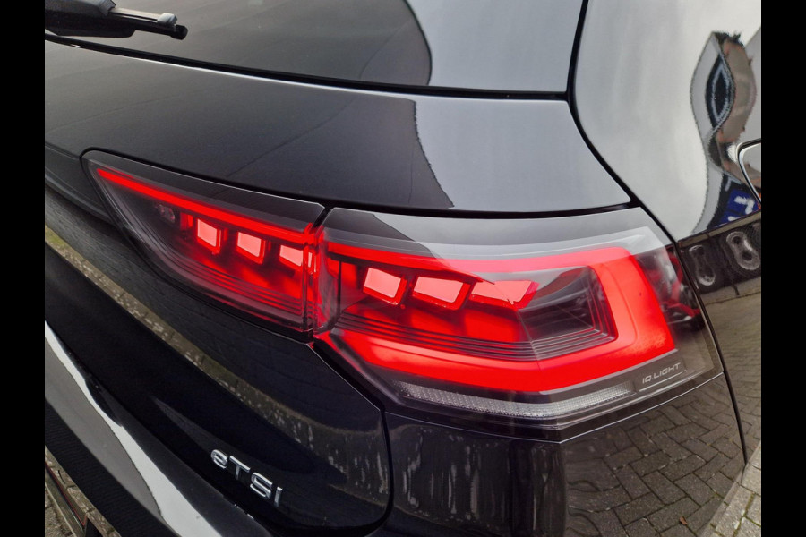 Volkswagen Golf 1.5 eHybrid 50 Edition /Panoramadak /IQ drive /IQ Light