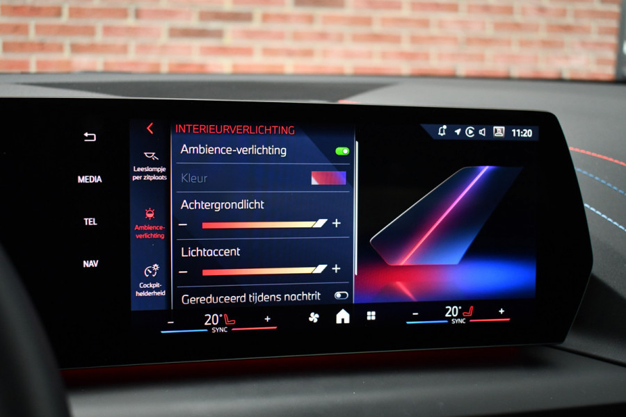 BMW 1-serie 120 M-Sport int+ext ACC DA-Plus Camera Shadowline 18inch