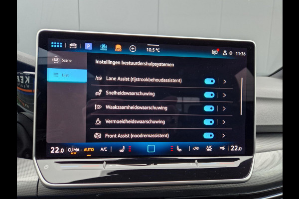 Volkswagen Golf 1.5 eHybrid 50 Edition /Panoramadak /IQ drive /IQ Light