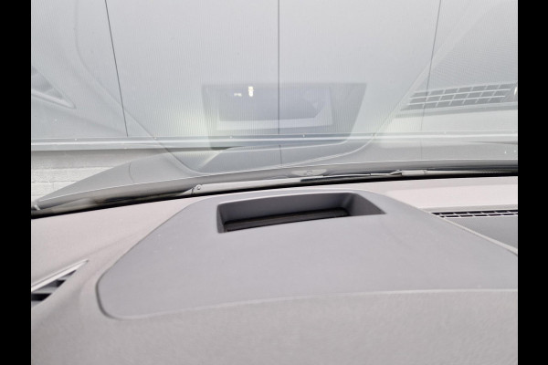 Volkswagen Golf 1.5 eHybrid 50 Edition /Panoramadak /IQ drive /IQ Light