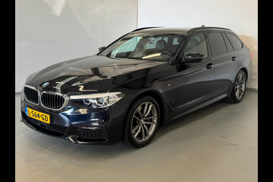 BMW 5 Serie Touring 530i M Sport / Adaptive / Leder / Camera