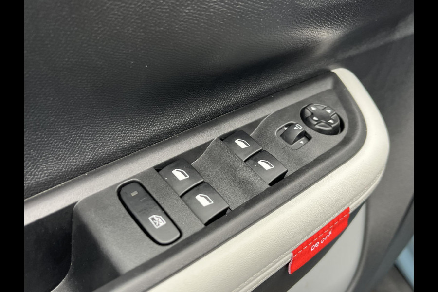 Citroën C3 Aircross 1.2 Hybrid 145pk Max | STOEL + STUURWIELVERWARMING | WINTERPAKKET | CAMERA | HEADUP | FABRIEKSGARANTIE | ALL IN PRIJS RIJKLAAR |