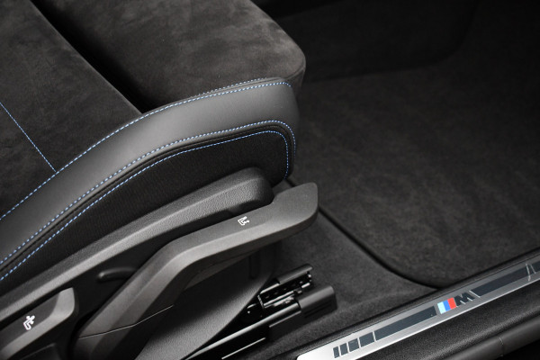 BMW 1-serie 120 M-Sport int+ext ACC DA-Plus Camera Shadowline 18inch