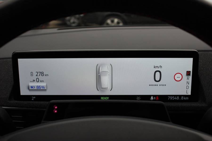 Ford Mustang Mach-E AWD 75 kWh / SOH 93,4% / Panoramadak / Camera / Leder / 19'' / B&O / Keyless / DAB / Dodehoek / ACC / Navigatie / Sfeerverlichting / Stoelverwarming