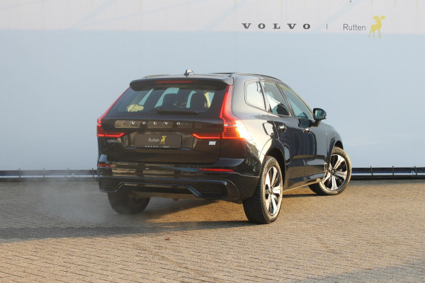 Volvo XC60 T6 Plug-in hybrid 350PK AWD Plus Dark Lederen bekleding / Cruise Control / Panoramisch schuif-kanteldak / Google infotainment incl navigatie / Elektrisch bedienbare voorstoelen met geheugen