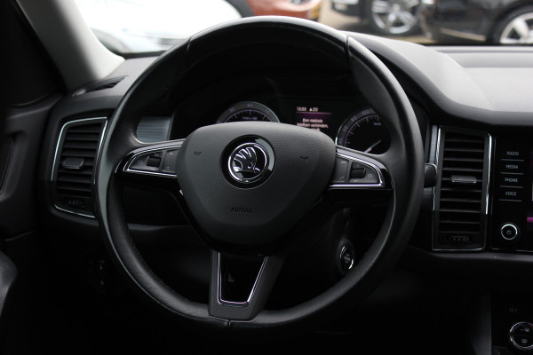 Škoda Kodiaq 1.4 TSI Ambition Business 5p. / CarPlay / Keyless / Navigatie / 18'' / Elektr. achterklep / LED Koplampen / DAB / Cruise Control