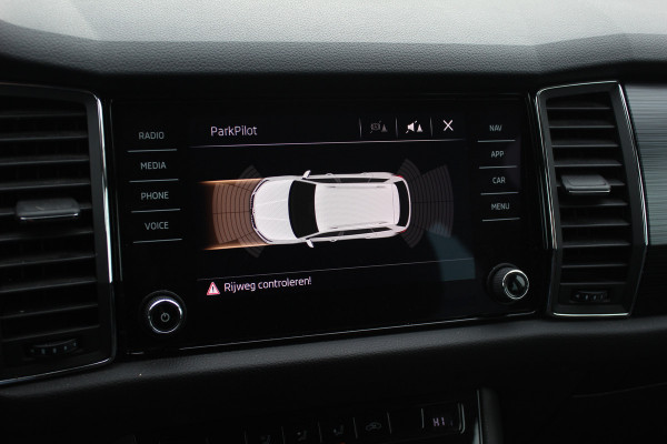 Škoda Kodiaq 1.4 TSI Ambition Business 5p. / CarPlay / Keyless / Navigatie / 18'' / Elektr. achterklep / LED Koplampen / DAB / Cruise Control