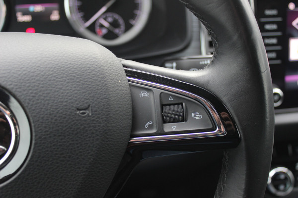 Škoda Kodiaq 1.4 TSI Ambition Business 5p. / CarPlay / Keyless / Navigatie / 18'' / Elektr. achterklep / LED Koplampen / DAB / Cruise Control