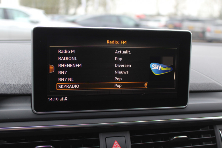 Audi A4 Limousine 1.4 TFSI Sport S line edition / Schuifdak / Leder&Alcantara / B&O / 18'' / Virtual Cockpit / Navigatie / Cruise Control