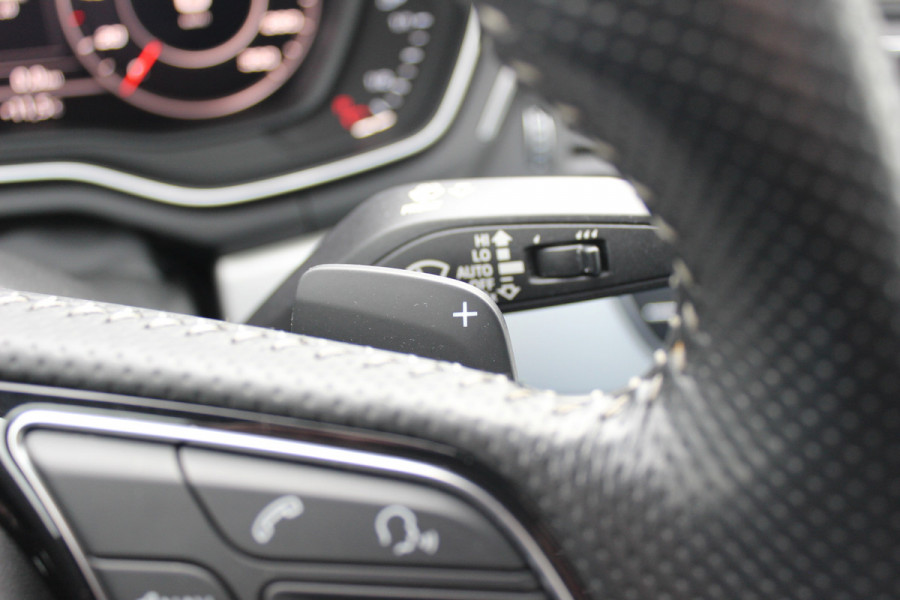 Audi A4 Limousine 1.4 TFSI Sport S line edition / Schuifdak / Leder&Alcantara / B&O / 18'' / Virtual Cockpit / Navigatie / Cruise Control