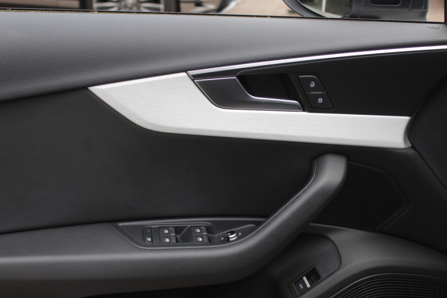 Audi A4 Limousine 1.4 TFSI Sport S line edition / Schuifdak / Leder&Alcantara / B&O / 18'' / Virtual Cockpit / Navigatie / Cruise Control