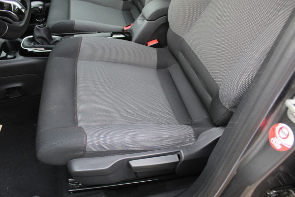 Citroën C4 Cactus 1.2 PureTech Business , 110pk , Dealer onderhouden Climate control , Bluetooth , Navigatie, Parkeersensoren achter LED Dag rijverlichting , Elek. ramen voor