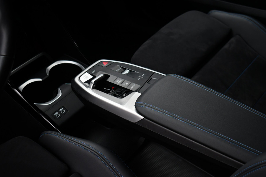 BMW X1 xDrive25e M-Sport Premium 18inch Camera ACC-voorbereiding