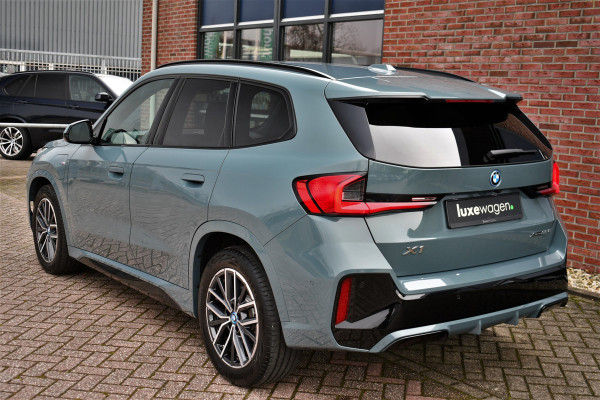 BMW X1 xDrive25e M-Sport Premium 18inch Camera ACC-voorbereiding