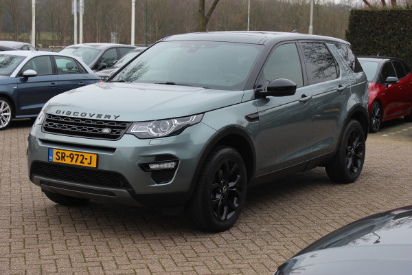 Land Rover Discovery Sport 2.0 TD4 Urban Series SE Dynamic / Trekhaak / Panoramadak / Camera / Leder / 19'' / Meridian / Navigatie / Stuur+Stoelverwarming / Cruise Control