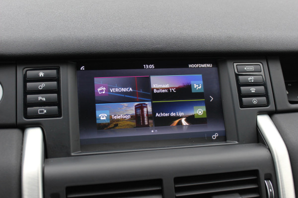 Land Rover Discovery Sport 2.0 TD4 Urban Series SE Dynamic / Trekhaak / Panoramadak / Camera / Leder / 19'' / Meridian / Navigatie / Stuur+Stoelverwarming / Cruise Control