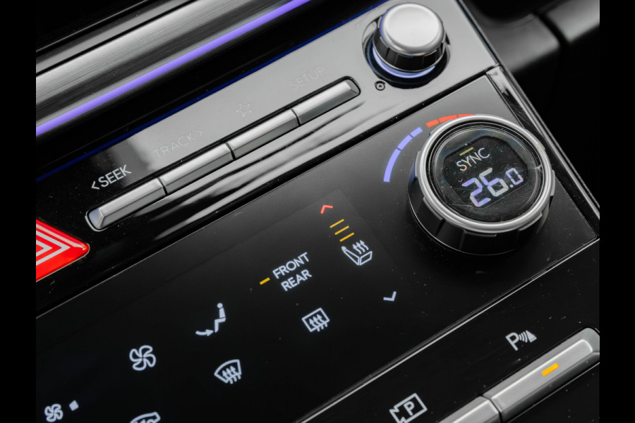 Hyundai Santa Fe 1.6 T-GDI PHEV Premium Plus 4WD 7P - 7-Zits - Leder - Trekhaak - Head-up