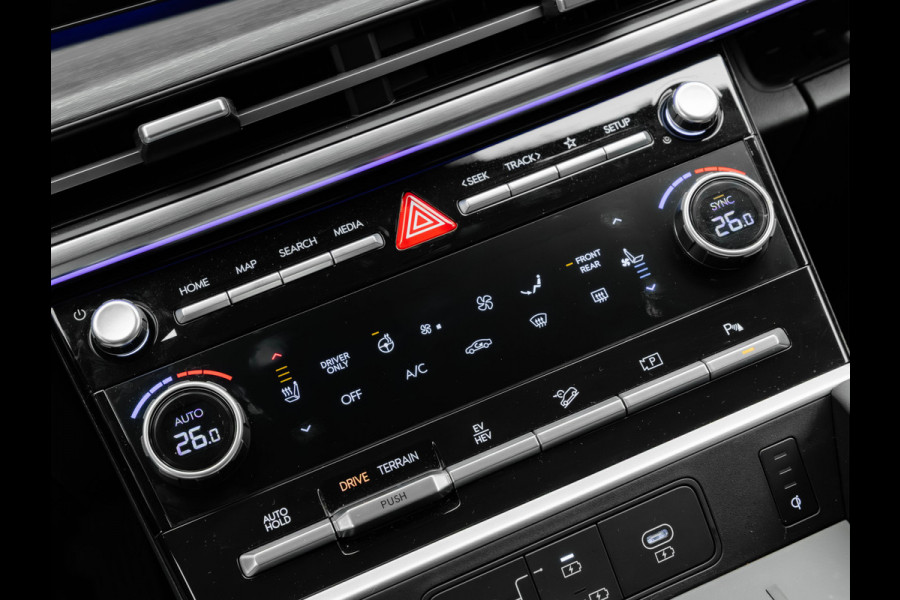 Hyundai Santa Fe 1.6 T-GDI PHEV Premium Plus 4WD 7P - 7-Zits - Leder - Trekhaak - Head-up
