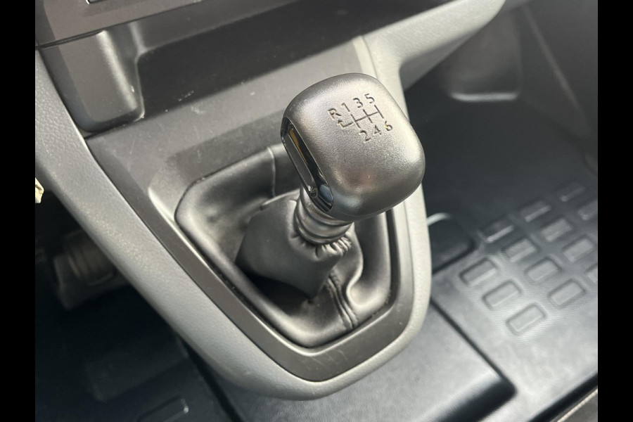 Peugeot Expert 1.5 BlueHDI 100 Premium*CRUISE*TEL*A/C*3PERS*