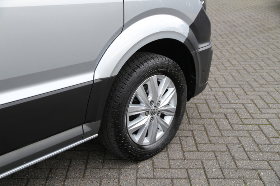 Volkswagen Crafter 2.0 TDI 140 L3H3 | Aut. | 3T trekgewicht | Navi | Camera | Airco..