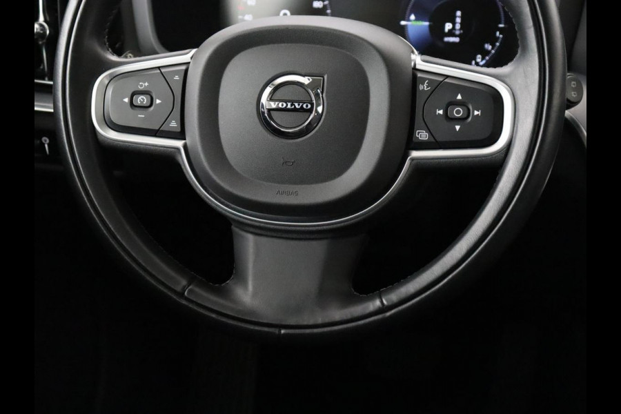 Volvo V60 2.0 T8 Recharge AWD Inscription | Panoramadak | Trekhaak | Stoel & stuurverwarming | Carplay | Harman/Kardon | Navigatie | Achterbankverwarming | Cruise control | PHEV | Plug In