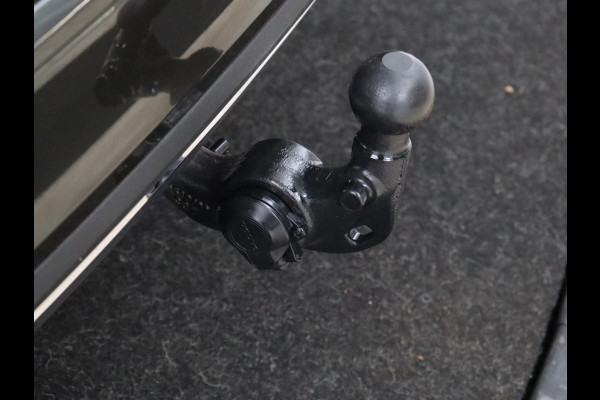 Volvo V60 2.0 T8 Recharge AWD Inscription | Panoramadak | Trekhaak | Stoel & stuurverwarming | Carplay | Harman/Kardon | Navigatie | Achterbankverwarming | Cruise control | PHEV | Plug In