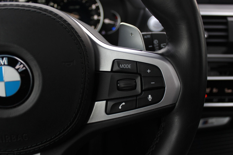 BMW X3 M40i xDrive High Exe. M Sport. / Trekhaak / Panoramadak / Camera / Leder / 20'' / Navigatie / Stoelverwarming / ACC