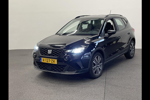 Seat Arona 1.0 TSI Style Navigatie Apple Carplay/ Android Auto Parkeersensoren achter Full LED Cruise Control Climate Control Bluetooth Lichtmetalen velgen
