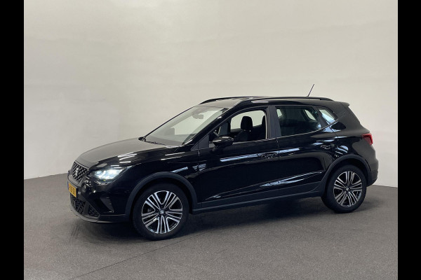 Seat Arona 1.0 TSI Style Navigatie Apple Carplay/ Android Auto Parkeersensoren achter Full LED Cruise Control Climate Control Bluetooth Lichtmetalen velgen
