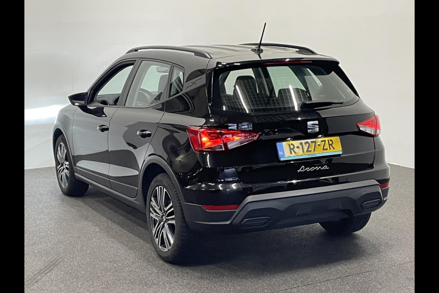 Seat Arona 1.0 TSI Style Navigatie Apple Carplay/ Android Auto Parkeersensoren achter Full LED Cruise Control Climate Control Bluetooth Lichtmetalen velgen