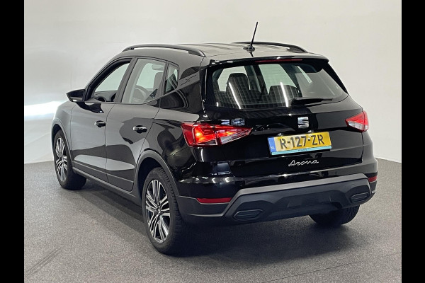 Seat Arona 1.0 TSI Style Navigatie Apple Carplay/ Android Auto Parkeersensoren achter Full LED Cruise Control Climate Control Bluetooth Lichtmetalen velgen