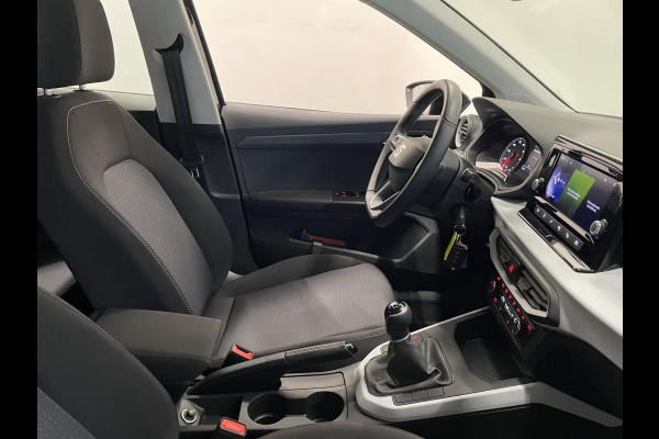Seat Arona 1.0 TSI Style Navigatie Apple Carplay/ Android Auto Parkeersensoren achter Full LED Cruise Control Climate Control Bluetooth Lichtmetalen velgen