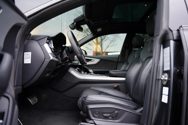 Audi Q8 55 TFSI e quattro Pro Line / 22 Inch / Panoramadak