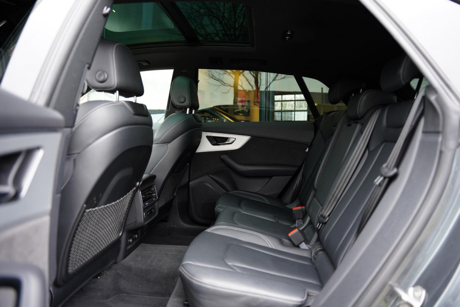 Audi Q8 55 TFSI e quattro Pro Line / 22 Inch / Panoramadak