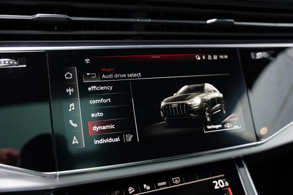 Audi Q8 55 TFSI e quattro Pro Line / 22 Inch / Panoramadak